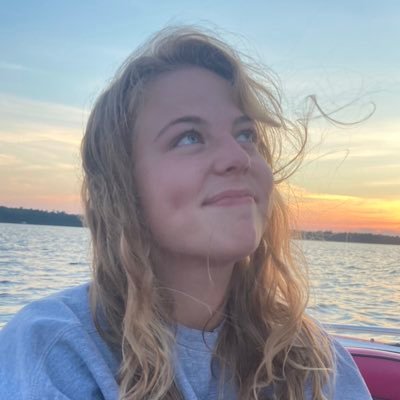 emm5a's profile picture. ▫️💚▫️