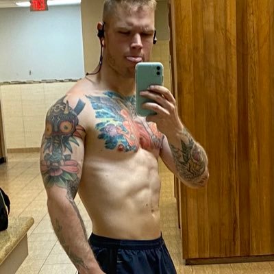 woodyouttosea89's profile picture. 