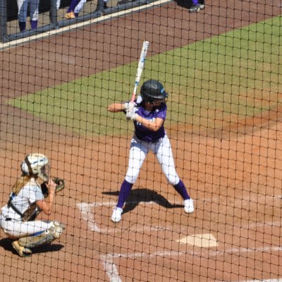 emma_blevins_'s profile picture. salem & reign sball