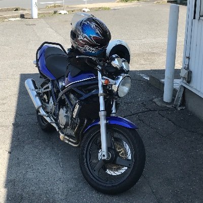 aozoramugen's profile picture. 上を向いて歩こう