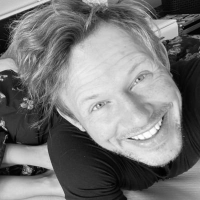 DanSummer11's profile picture. DJ and hobbymusician with enthusiasm for basketball and fitness. #makehousemusicgreat again. It’s all about Housemusic #fourtwothefloor