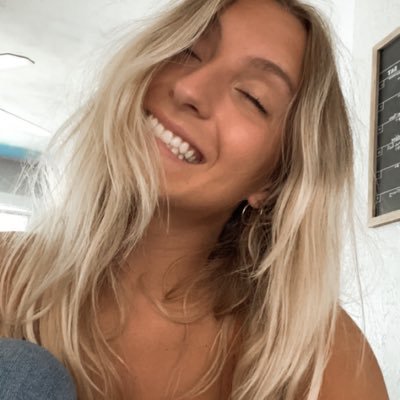 reygannweberr's profile picture. 