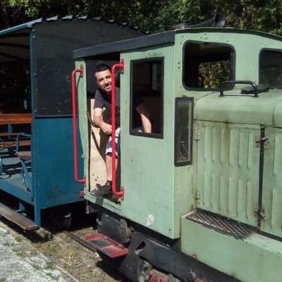 🚄🚆📷📹 compte passion #ferroviaire #train • 🚂 bénévole au @cfchanteraines (92) • 🖥 joueur sur #Trainz T.ANE • Twitter perso : @VinBerth • PaysCatalan❤