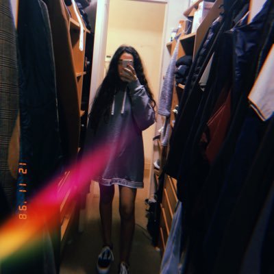 Holi kdkdk