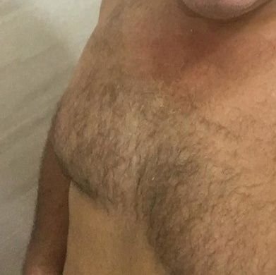 Não pago por sexo🤑 Afim de curtição com ATV… Sou maduro, solteiro tenho 54 anos, gosto de curtir, não ligo pra o físico, cor e se é bonito.Maior18 anos S/E$