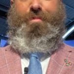 Unofficial twitter account of Elliotte Friedman's beard