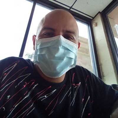 LealDizzi's profile picture. 