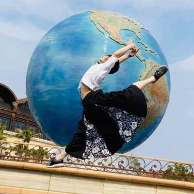 mukao_y's profile picture. 1y👶の母👩🏻‍🍼
元バレリーナ兼バレエ講師🩰ポジティブが長所！（らしい！）
2024/09にfammでwebデザインを学び、現在WithComi受講生。
今までの経験を活かしたデザインで人の役に立ちたく日々奮闘中！
自分の考えも発信していきます٩( 'ω' )و（不定期）