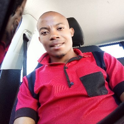 thlogikomana's profile picture. entrepreneur |Christian|carpenter |farmer|father| on Facebook and instagram @thlogikomana email tkomana4@gmail.com