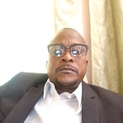 Joskykibende's profile picture. RD Congolais, Chrétiens Catholique, Mari, Père, Économiste de formation, Agent de l'état.