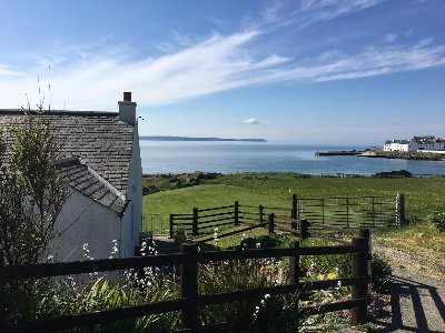 Sea loch side cottages with wonderful views. https://t.co/DgqRNjwiUS