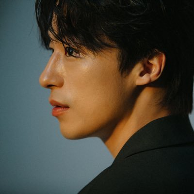 구교환 쓸데없는 정보봇さんのプロフィール画像