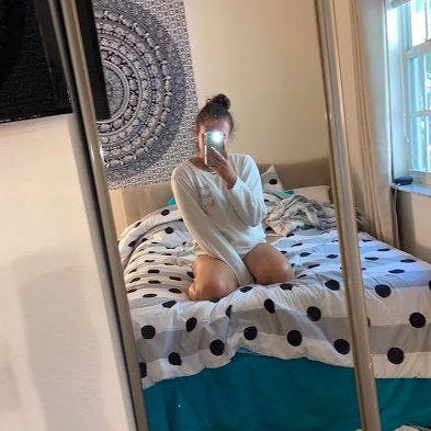 ~16 years young~
~ D.A.Z.E.D. and C.O.N.F.U.S.E.D~
💕Claimed💕
ELHS 21'