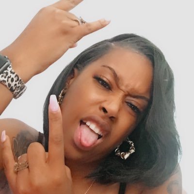 27🥳; Mommy of 2 👩👧👧; Employed 🏦;; Crazy🤪Sexy🥰Cool😎♥️♥️
