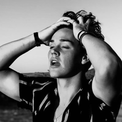 simp4noah_'s profile picture. 𝙖𝙡𝙡 𝙩𝙝𝙚 𝙨𝙬𝙖𝙮 𝙗𝙤𝙮𝙯 𝙧 𝙛𝙞𝙣𝙚 𝙖𝙨 𝙝𝙚𝙡𝙡 #facts