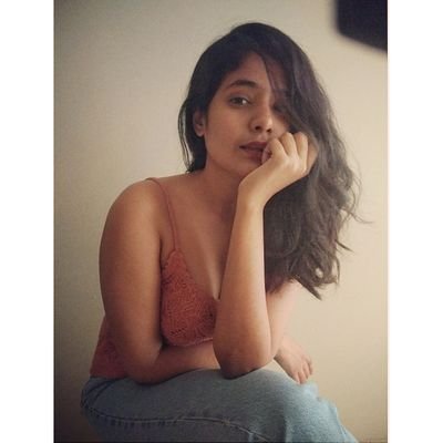 Naisargika3's profile picture. Law student