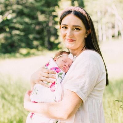 LaurenSchow04's profile picture. Love is what it's all about ❤❤ she/her