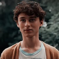𝙐𝙧𝙞𝙨 (@jevvishloser) 's Twitter Profile
