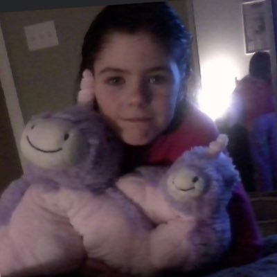 cloysbae's profile picture. I need a bad *bleep* uh addison rae