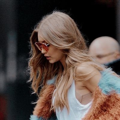 alwayshescurls's profile picture. 