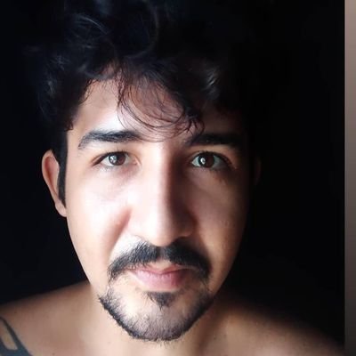 Quem se define se limita! 
Wilde