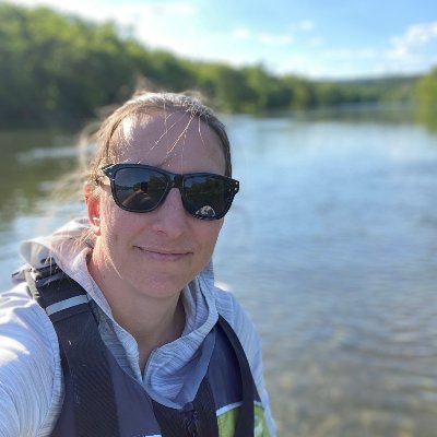Kiddos. Rivers and floodplain nerdery. Director, River Restoration @AmericanRivers. Views and opinions are my own.