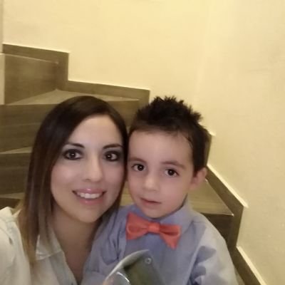 AnNiWita's profile picture. Comunicóloga de profesión, mamá por vocación. Apasionada, alegre y perseverante.