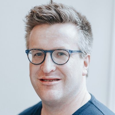 Front End Engineer with a passion for good design, user-centric UX, and all kinds of music.