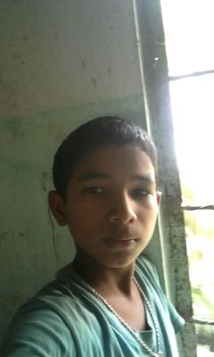 ParasYa38135402's profile picture. me tera father