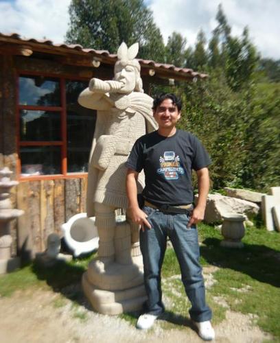 tecnico en computadoras, me gusta el deporte, la vida social y la diversion.