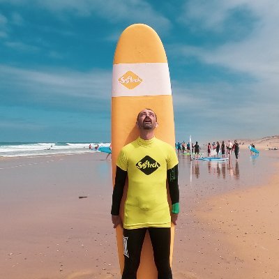 Apothicaire 🐍
Surfer 🏄‍♂️
DJ 🎚
PR & other web stuff @EntropyAgency 👔