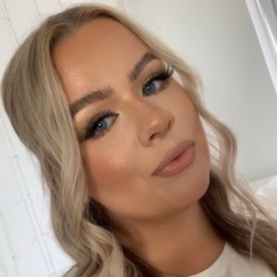 itsjustluce_x's profile picture. Cambs/Manc insta - @lucysweeneymua