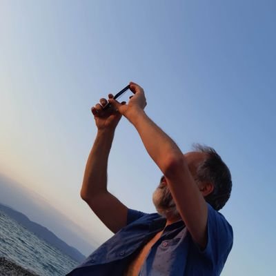 You only pass through this life once; you don't come back for an encore (Elvis Presley) / #EclecticRoadtrips @strummerradio1 & #ΝέοςΚρόνος 106.7 /