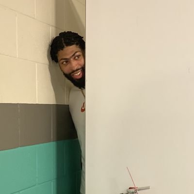 CaliLongWayvv's profile picture. 6'2 |K-Lo #MUFC #Lakeshow