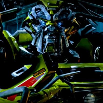 30s / Transformers / Pokemon / Digimon / whatever else at the moment. Bayverse enjoyer. Loves all Ironhide/Ratchet, but especially 🖤💚