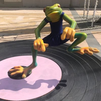 Alex_FFS_'s profile picture. I care about people not politics.