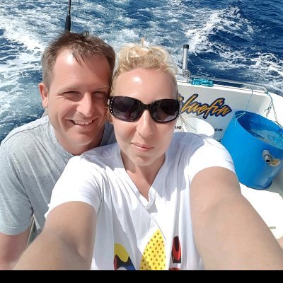 lianneveal's profile picture. Proud mum...