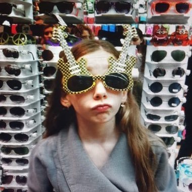 benishayxn's profile picture. כאן זה בית כאן זה לב