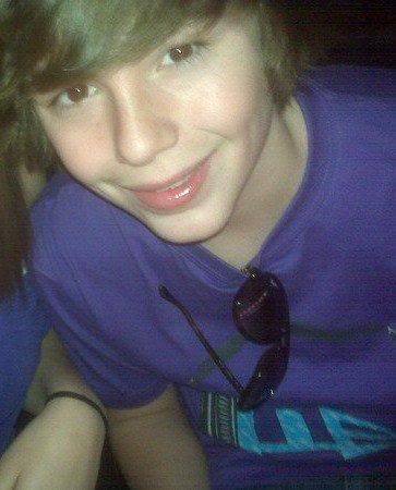 A common girl madly in love with a boy named Charles Graver Thomas Lee Somers ♥''  I Love Chaz Somers *-*