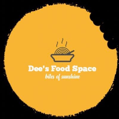 Serving tasty handmade 🧁Cupcakes, 🍰Cakes, 🍜Singapore Noodles, 🍲Peppersoups, Nkwobi and all things yummy delicious food. Call/WhatsApp 08161999511