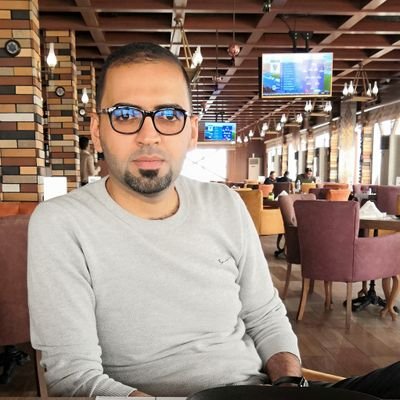 كاتب ومهتم في مجال النفط والطاقة، أجد نفسي حيث أهتمامات وأنشغالات بلدي العراق.