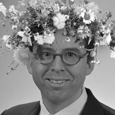 Parodie | Prof. Martin Schära, President der Degam.
Die Degam steht für eminenzbasierte Medizin.
PS: wer an ME/CFS glaubt, glaubt auch an den Nikolaus!