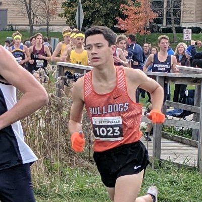 This is the official twitter feed for the boys and girls cross country team at Cedarburg High School. Run with the Big Dogs!