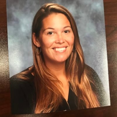 💚💛 Proud school counselor @WoodbridgeHS @counseling_wshs #VikingVillage 💛💚