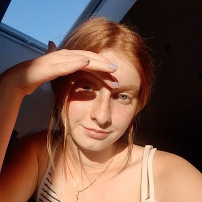 BenovaMagdalena's profile picture. Co chcete vědět? 
:)