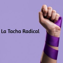 A veces amanezco mujer, a veces ropero. Traductora. Escritora wannabe. Pintora amateur. Divulgadora del feminismo. Apunto violentamente la misoginia. Lectora.