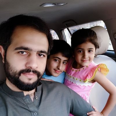 BilalAhmadUtmni's profile picture. میں ایسی قوم سے ہوں جسکے وہ بچوں سے ڑرتا ہے بڑا دوشمن بنا پھرتا ہے جو بچوں سے لڑتا ہے                   
                پاکستان_زندہ_باد✌