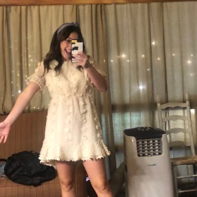 lilyjbarnes's profile picture. 