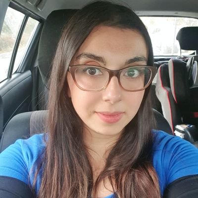 vale_aav's profile picture. 