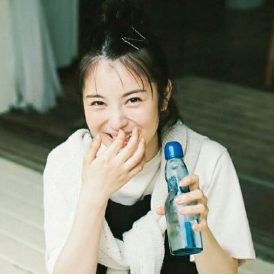 JSnnZPUzyjRMvy5's profile picture. バドミントンしてます